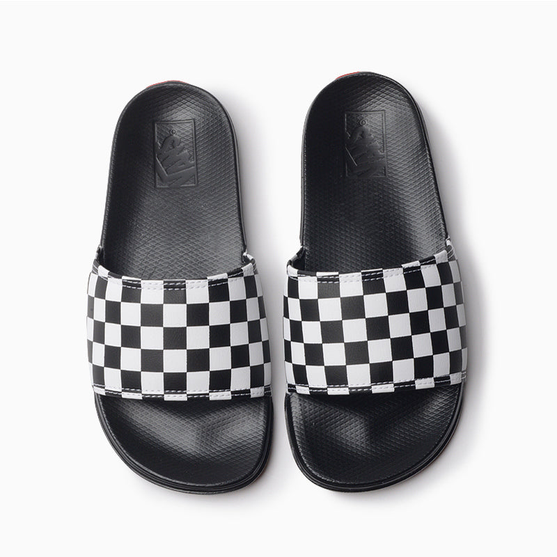 Marca:
                    
                        
                            Vans
                        
                    
            
                    Ojota   Vans  Checker M La Costa Slide-On