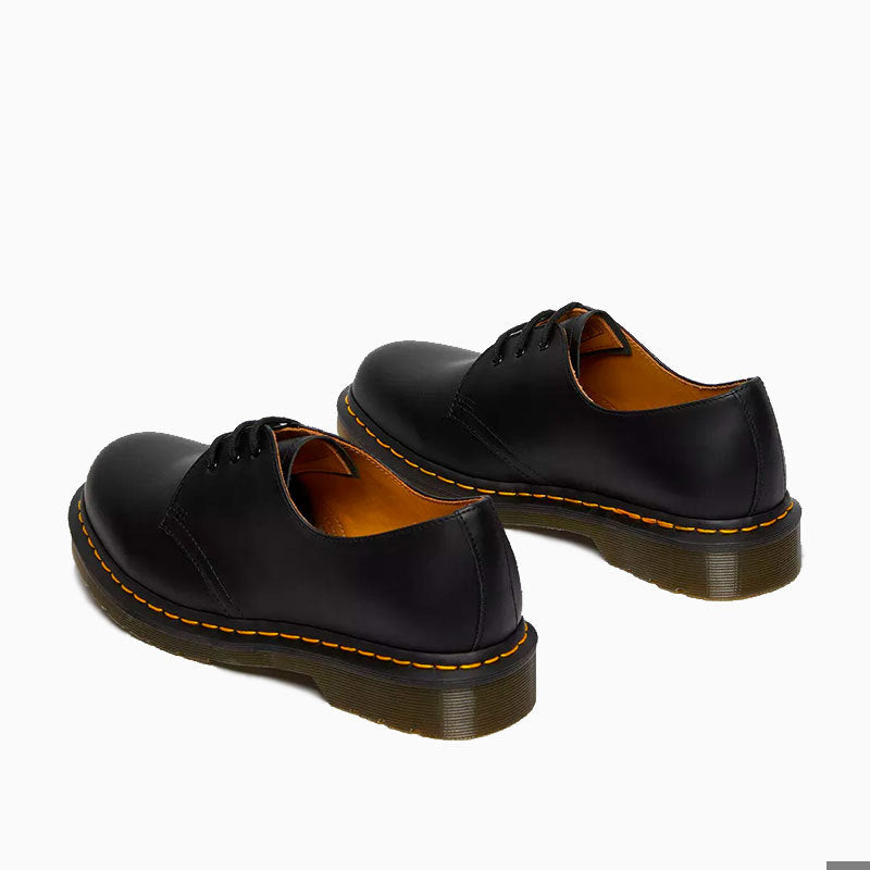 Marca:
                    
                        
                            Dr. Martens
                        
                    
            
                    Zapatos   Dr. Martens  Negro 1461