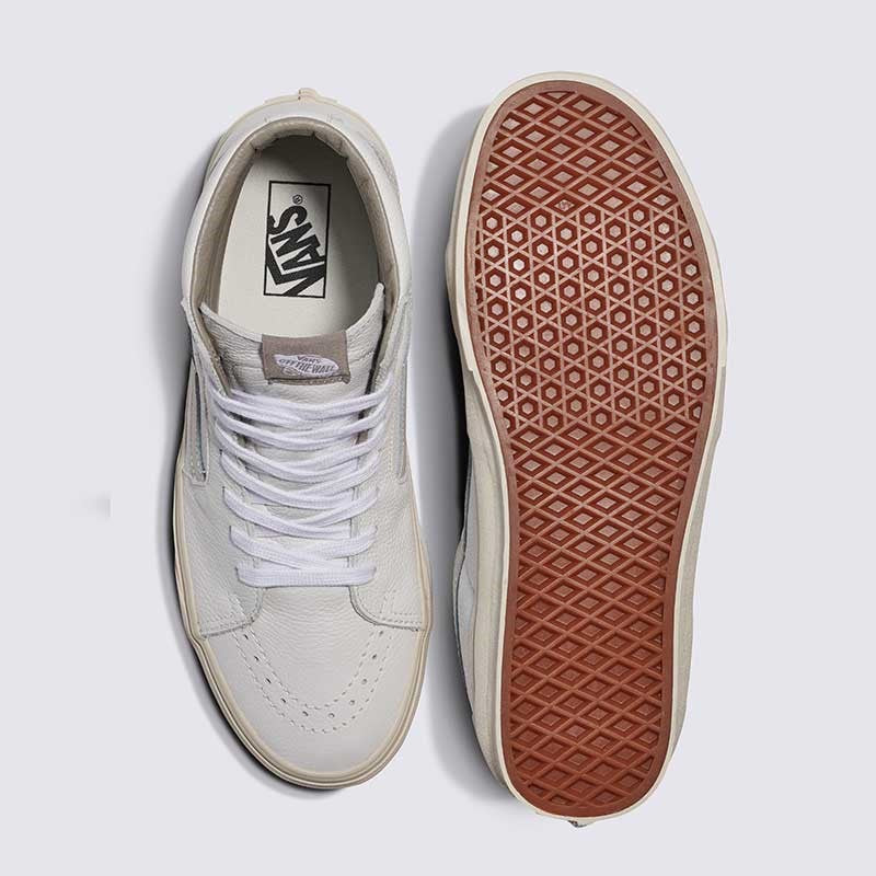 Marca:
                    
                        
                            Vans
                        
                    
            
                    Zapatillas   Vans  Blanco U SK8-HI